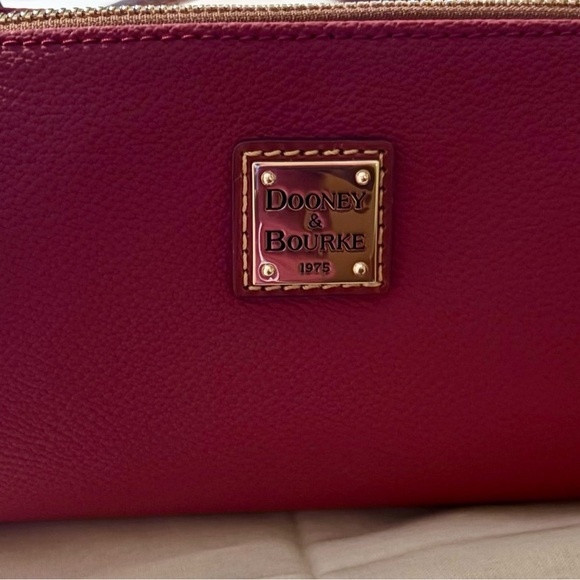 🆕 Dooney & Bourke Red Buffy Crossbody Bag - Picture 8 of 14